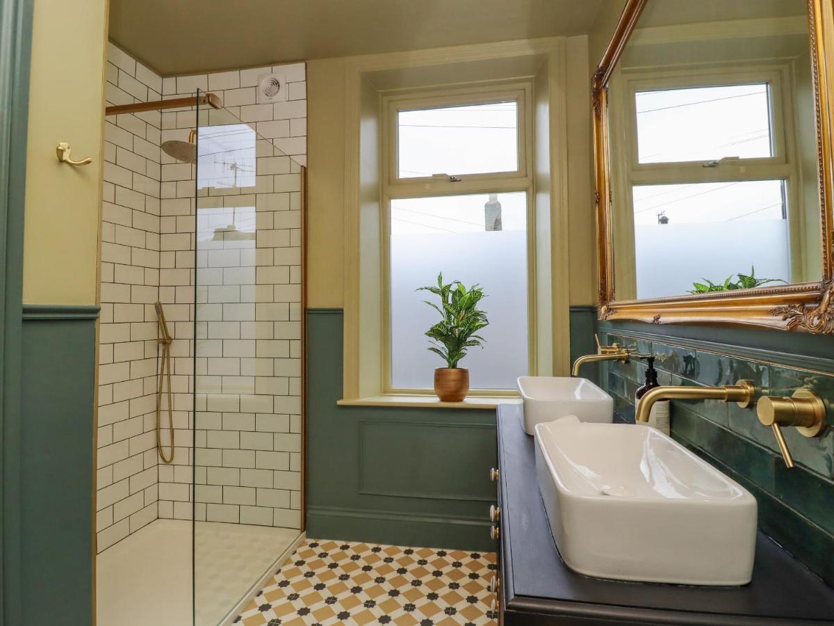 Vila No 47, Haworth Exteriér fotografie